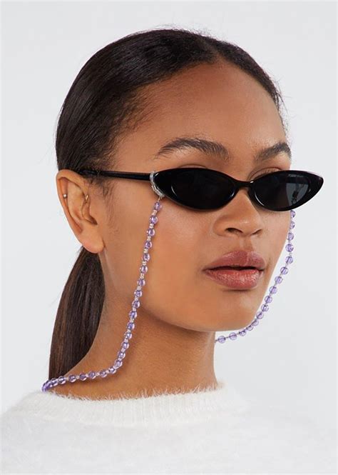 zara sunglasses chain.